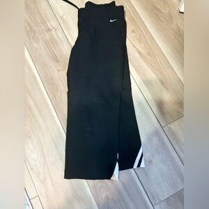 Woman’s Nike workout pants